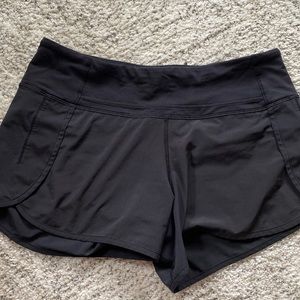 Lululemon black shorts